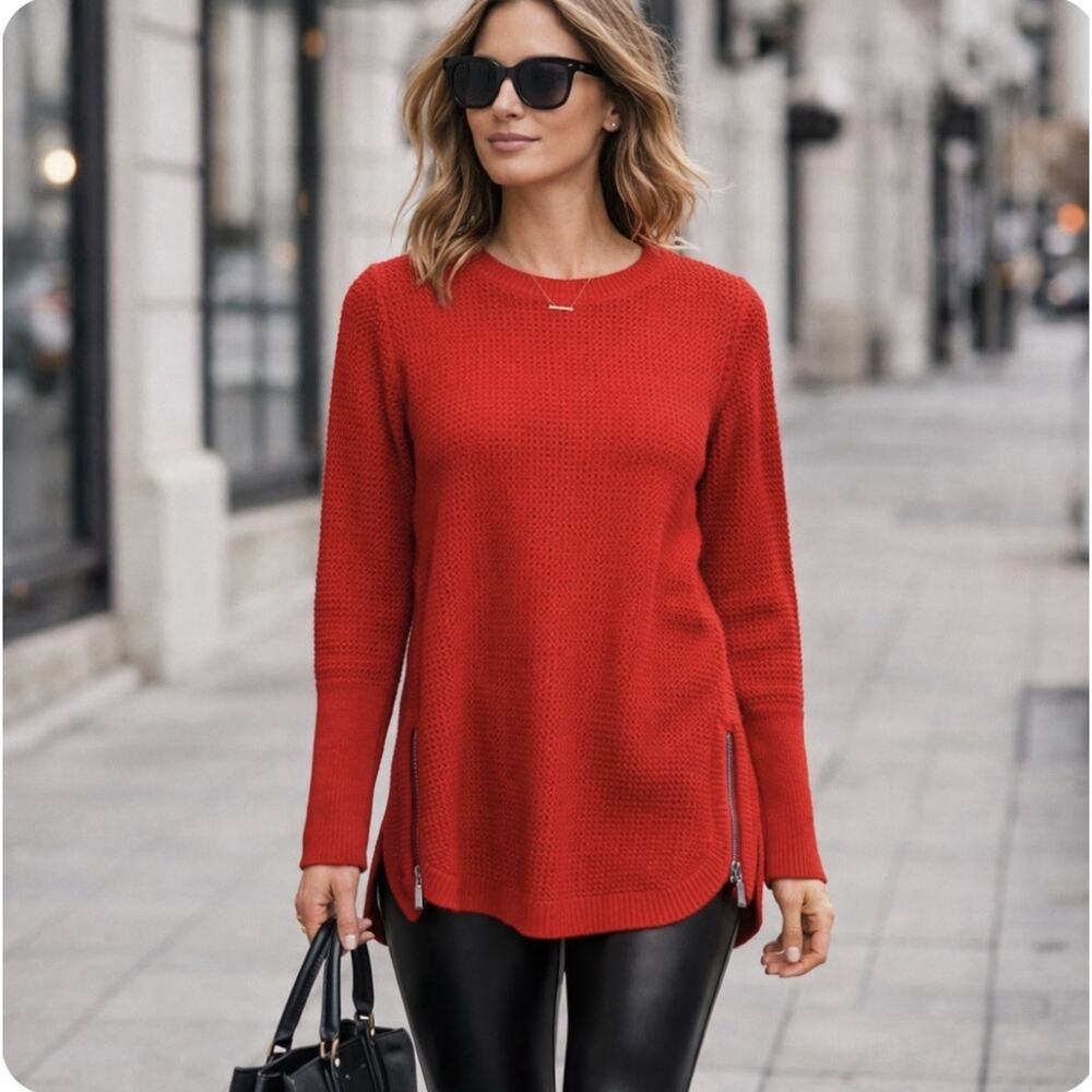 Akini Sz M Red Textured Knit Side Zip Modern Tunic Minimalist Capsule Sweater